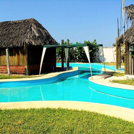 Cabanas Pie De La Cuesta Hotel Coyuca Exterior photo